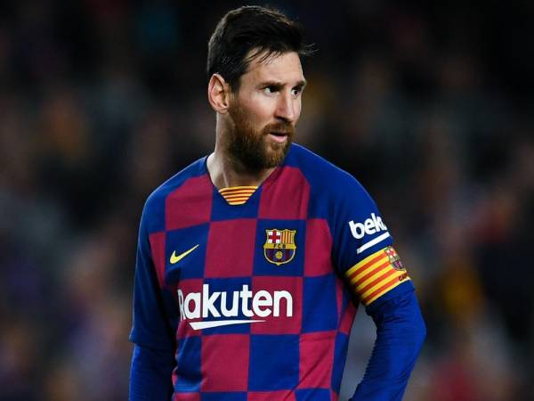 Tin bóng đá QT chiều 12/11: Messi ra 5 điều kiện để gia hạn hợp đồng