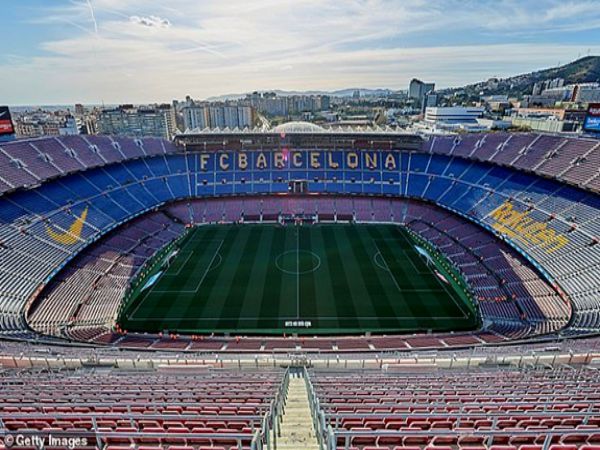 Bóng đá quốc tế chiều 16/3: Barca sắp đổi tên sân Nou Camp